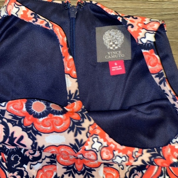 Vince Camuto size 6 stunning sleeveless dress - Picture 6 of 6